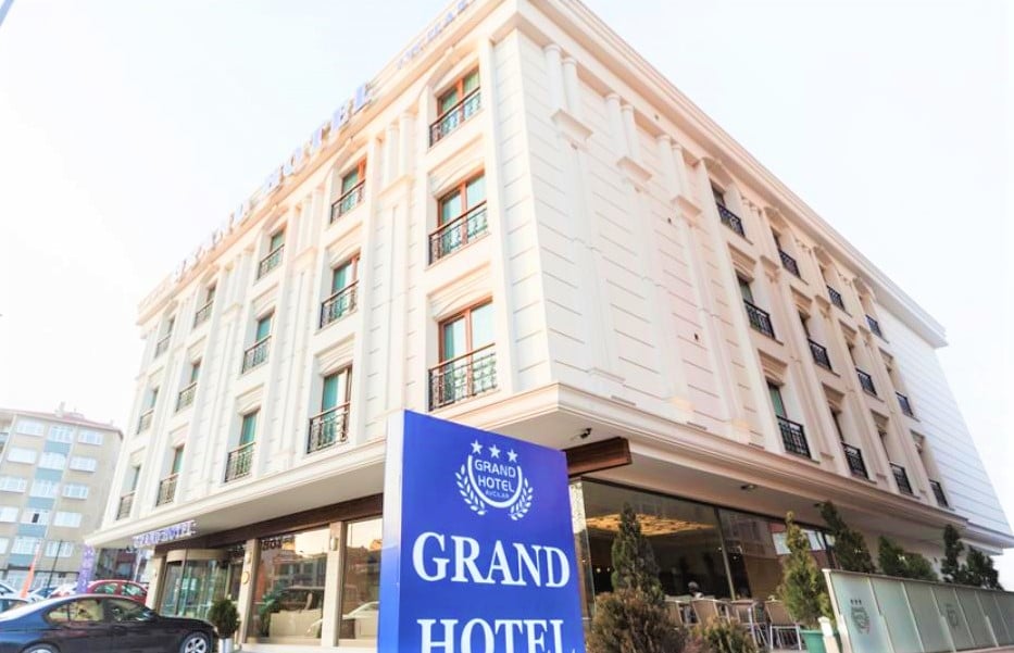 فندق جراند (Grand Hotel)