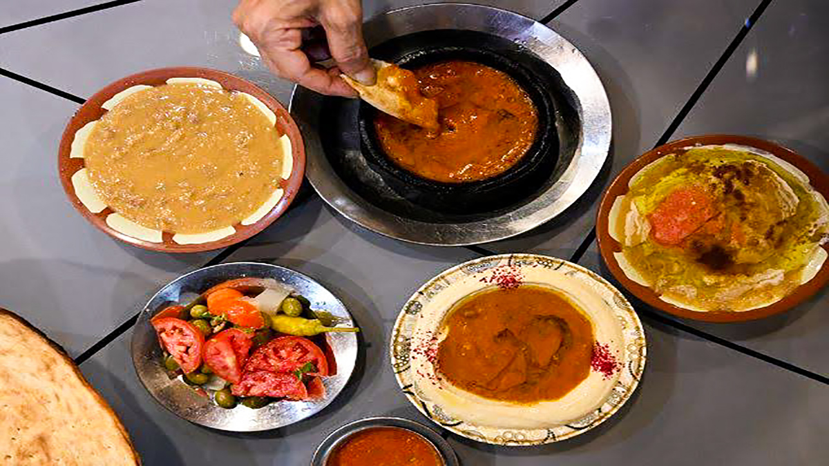 سوق البلد جدة.. تعرف على أشهر 7 مطاعم بالمنطقة
