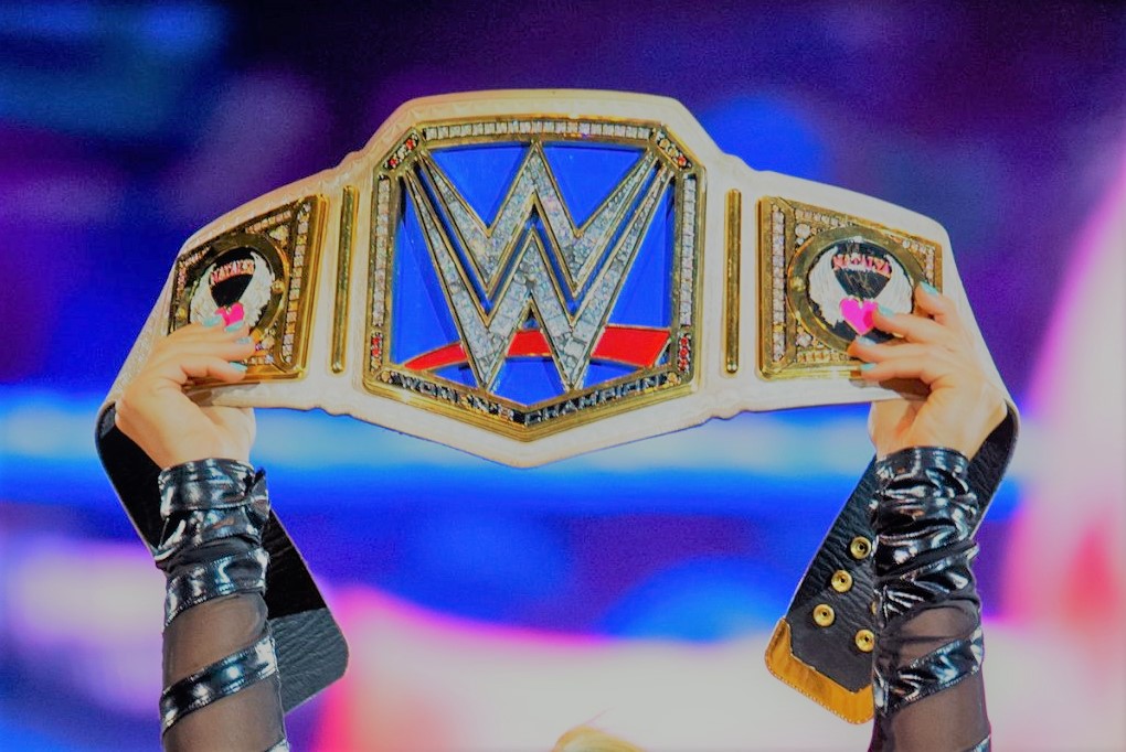 عرض WWE القادم في السعودية 2022