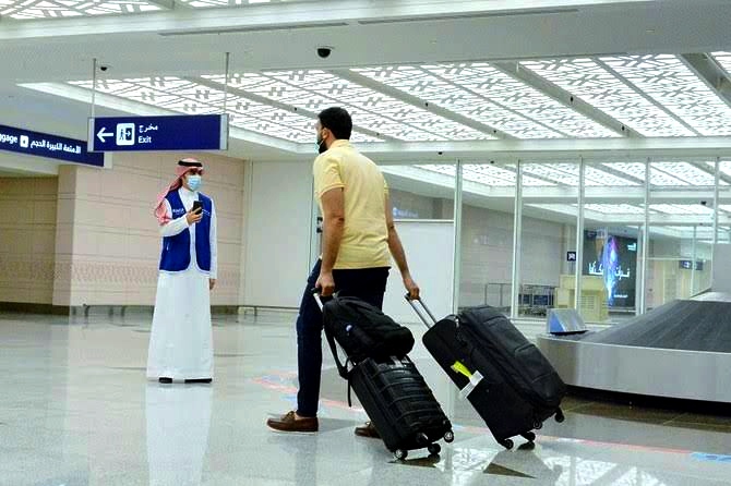 تعرَّف على شروط السفر من الإمارات إلى السعودية 2021