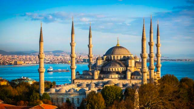دليلك إلى السياحة في تركيا