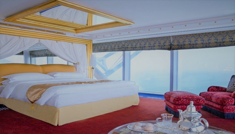كم سعر الليلة في فندق برج العرب دبي؟